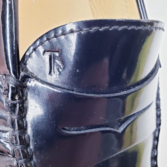 TOD'S Gommino Black Patent Leather Driving Shoes Penny Loafers Women's 36/US6 - Picture 3 of 16